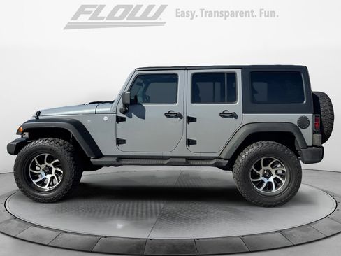 Used 2010 Jeep Wrangler Sport image 4