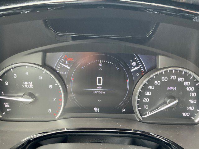 Used 2018 Cadillac XT5 Platinum w/ Driver Assist Package AWD/4WD image 12