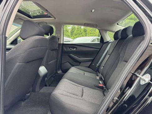 Used 2023 Honda Accord EX image 10
