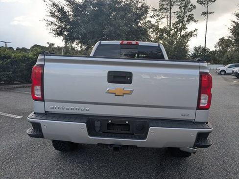 Used 2018 Chevrolet Silverado 1500 LTZ Z71 w/ LTZ Plus Package AWD/4WD image 4