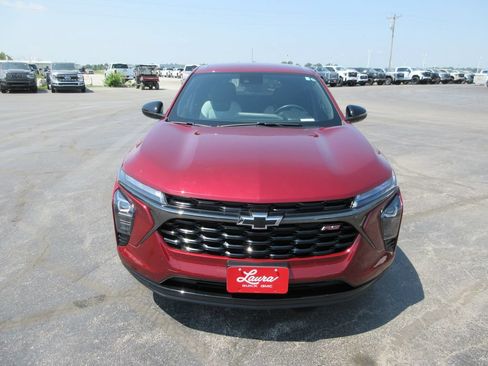 Certified 2024 Chevrolet Trax RS FWD image 13