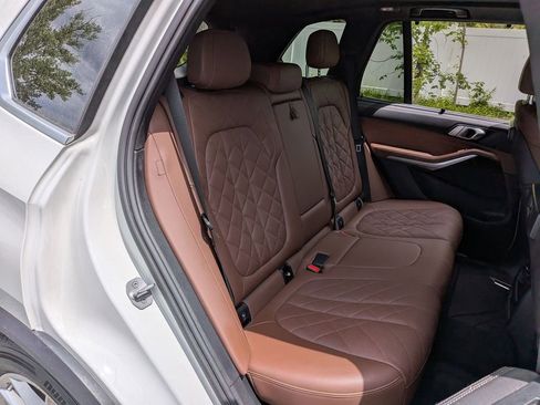 Used 2023 BMW X5 xDrive40i w/ Luxury Seating Package AWD/4WD image 24