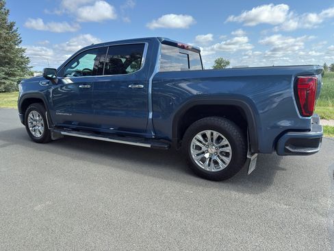 Used 2024 GMC Sierra 1500 Denali w/ Technology Package image 10