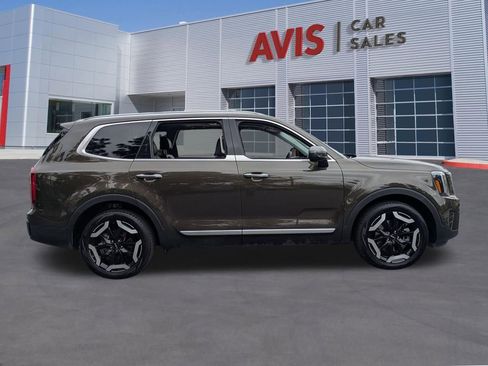 Used 2025 Kia Telluride S AWD/4WD image 5