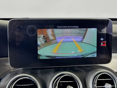 Used 2020 Mercedes-Benz GLC 300 image 28