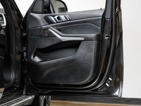 Used 2023 BMW X5 sDrive40i image 47