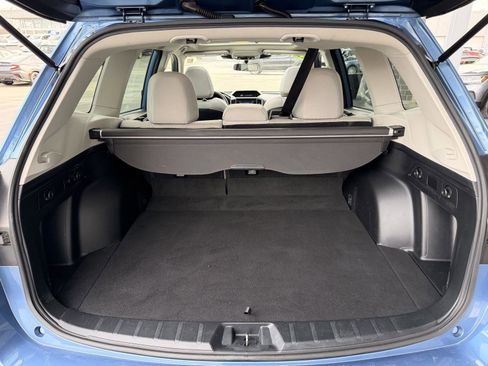 Certified 2023 Subaru Forester Premium image 33