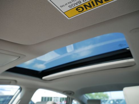 Used 2019 Honda Accord EX-L image 33