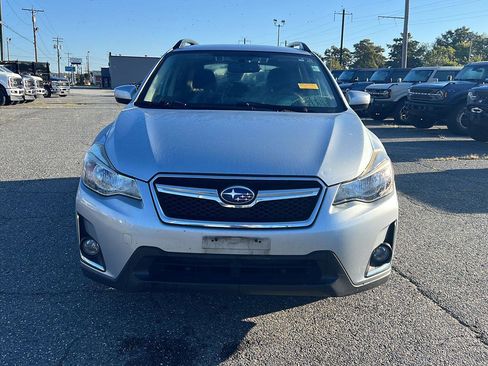 Used 2016 Subaru Crosstrek 2.0i Premium image 8