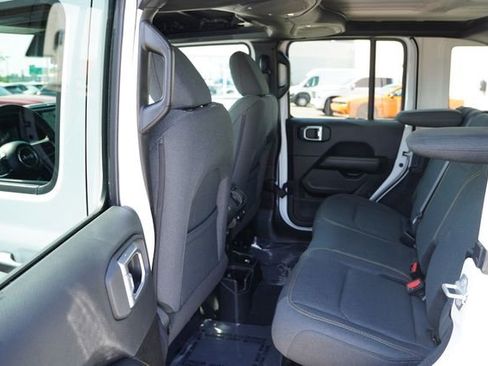 Used 2024 Jeep Wrangler Sahara image 16