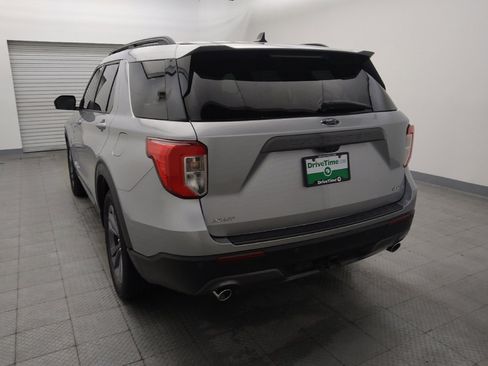 Used 2021 Ford Explorer XLT w/ Equipment Group 202A AWD/4WD image 6
