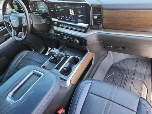 Used 2022 Chevrolet Silverado 1500 High Country w/ LPO, Dark Essentials Package AWD/4WD image 22