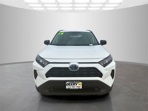 Used 2021 Toyota RAV4 LE image 9