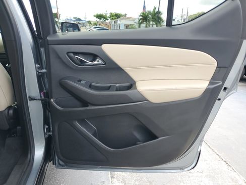 Used 2023 Chevrolet Traverse LS w/ Midnight/Sport Edition image 38