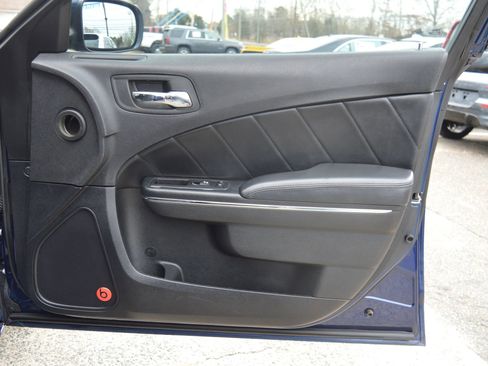 Used 2014 Dodge Charger R/T w/ Wheels & Tunes Group image 29