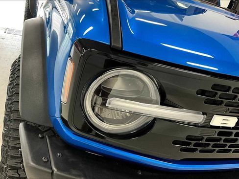 Used 2021 Ford Bronco Wildtrak image 29