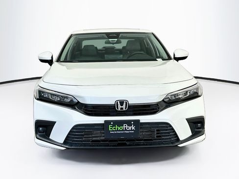 Used 2023 Honda Civic EX image 2