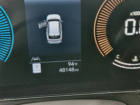 Used 2025 Hyundai Kona SEL FWD image 19