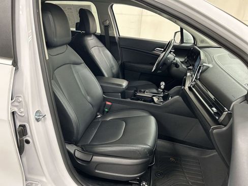 Certified 2023 Kia Sportage EX FWD image 23