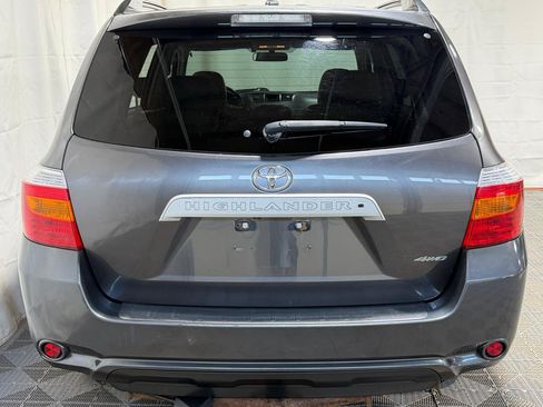 Used 2010 Toyota Highlander SE AWD/4WD image 8