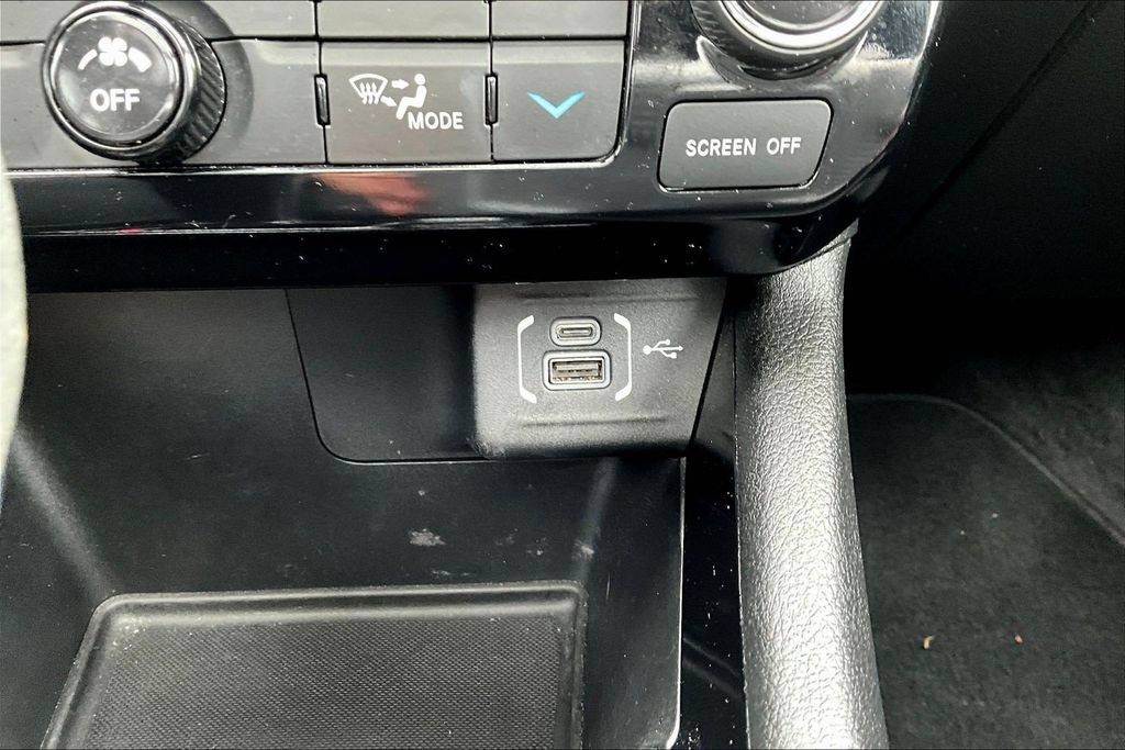 Used 2023 Jeep Compass High Altitude AWD/4WD image 13