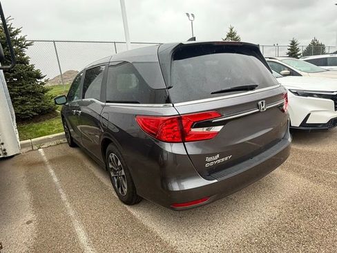 Used 2024 Honda Odyssey EX-L image 2