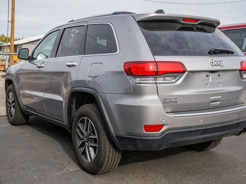 Used 2021 Jeep Grand Cherokee Limited image 3