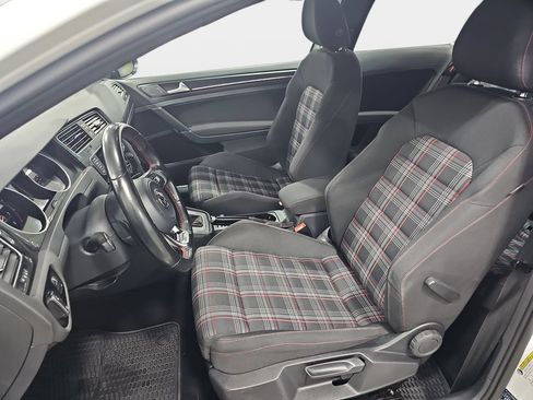 Used 2015 Volkswagen GTI S FWD image 17
