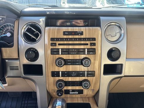 Used 2011 Ford F150 Lariat w/ Lariat Chrome Pkg image 16