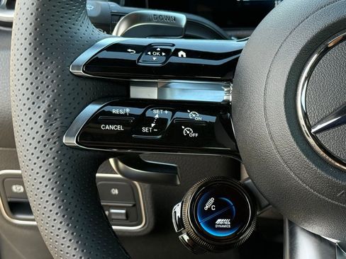 New 2026 Mercedes-Benz GLB 35 AMG 4MATIC image 21