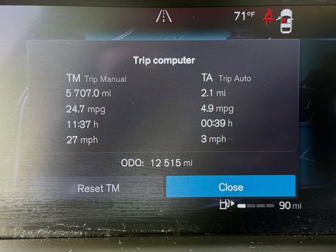 Used 2024 Volvo XC60 B5 Plus w/ Climate Package image 14