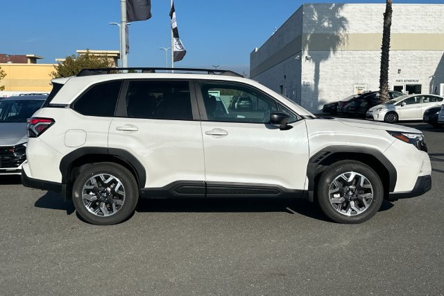 New 2026 Subaru Forester Premium AWD/4WD image 3