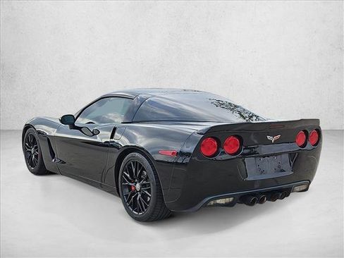 Used 2011 Chevrolet Corvette Coupe w/ 1LT image 8