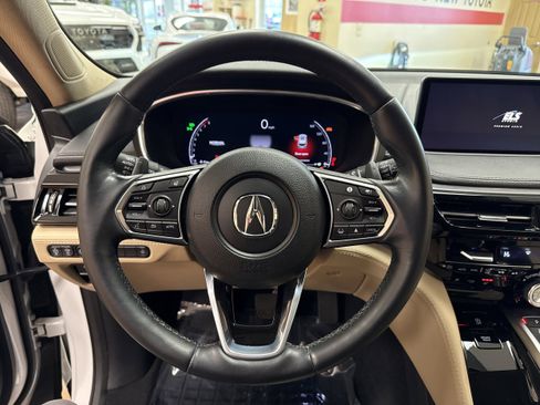 Used 2023 Acura MDX SH-AWD w/ Advance Package image 7
