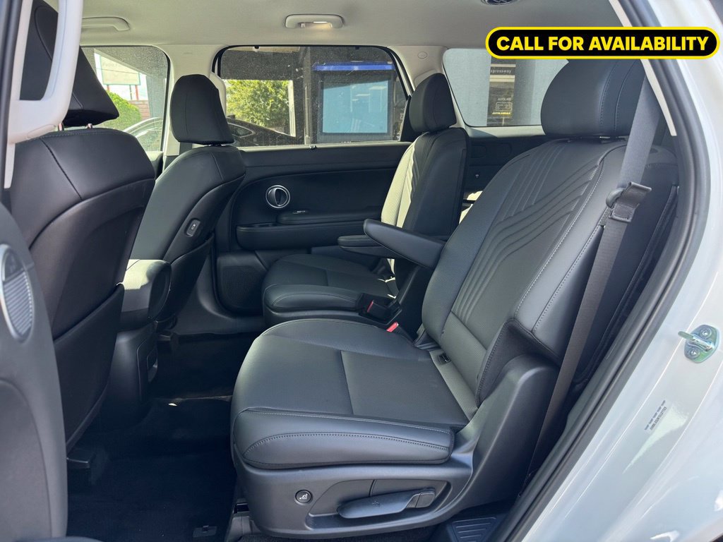 Used 2026 Hyundai Palisade SEL FWD image 19