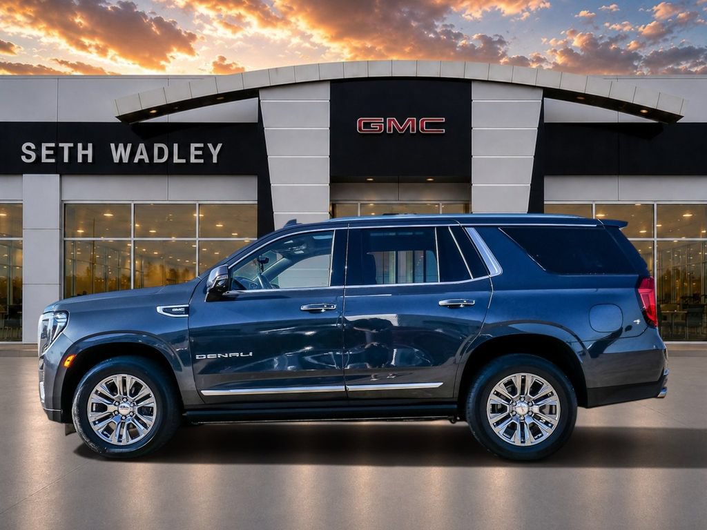 Used 2021 GMC Yukon Denali w/ Denali Premium Package RWD image 4