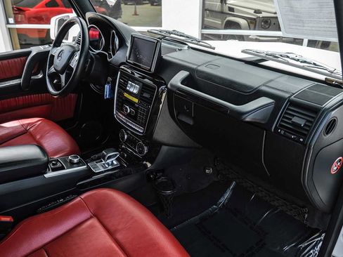 Used 2016 Mercedes-Benz G 63 AMG 4MATIC image 13