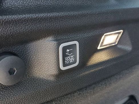 New 2025 Jeep Grand Cherokee L Summit image 10