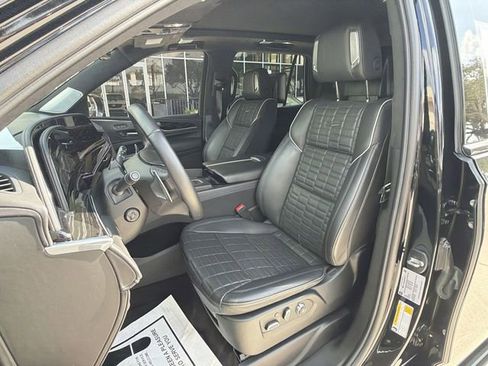 Certified 2023 Cadillac Escalade V AWD/4WD image 19