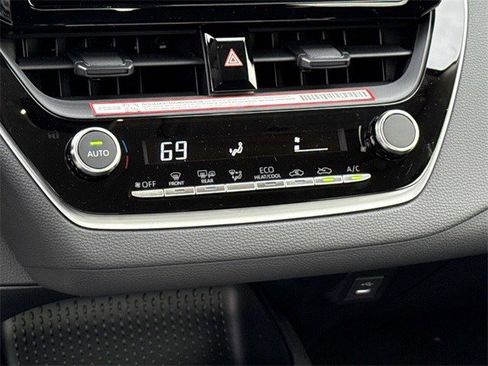Used 2026 Toyota Corolla LE image 21