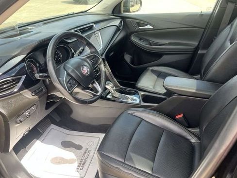 Used 2020 Buick Encore GX Essence w/ Experience Buick Package image 10