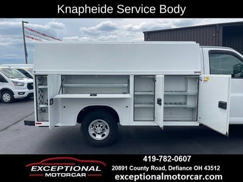 Used 2020 Chevrolet Express 3500 w/ Power Convenience Package RWD image 15