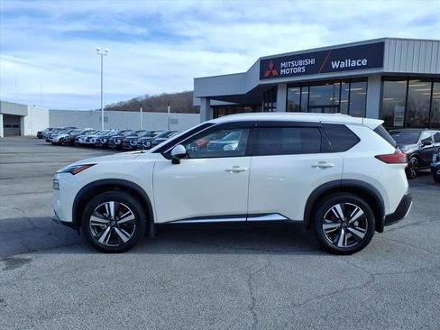 Certified 2023 Nissan Rogue Platinum w/ Platinum Premium Package image 2