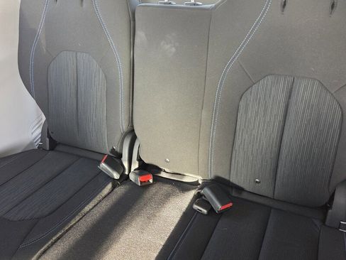 Used 2021 Chrysler Pacifica Touring image 11