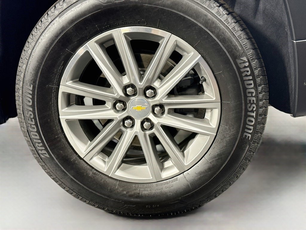 Used 2022 Chevrolet Traverse LT AWD/4WD image 36