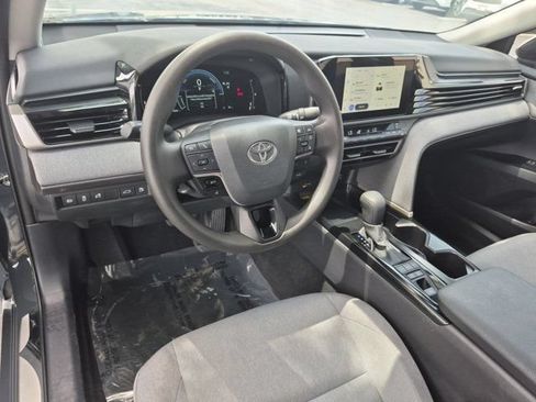 Certified 2025 Toyota Camry LE FWD image 9