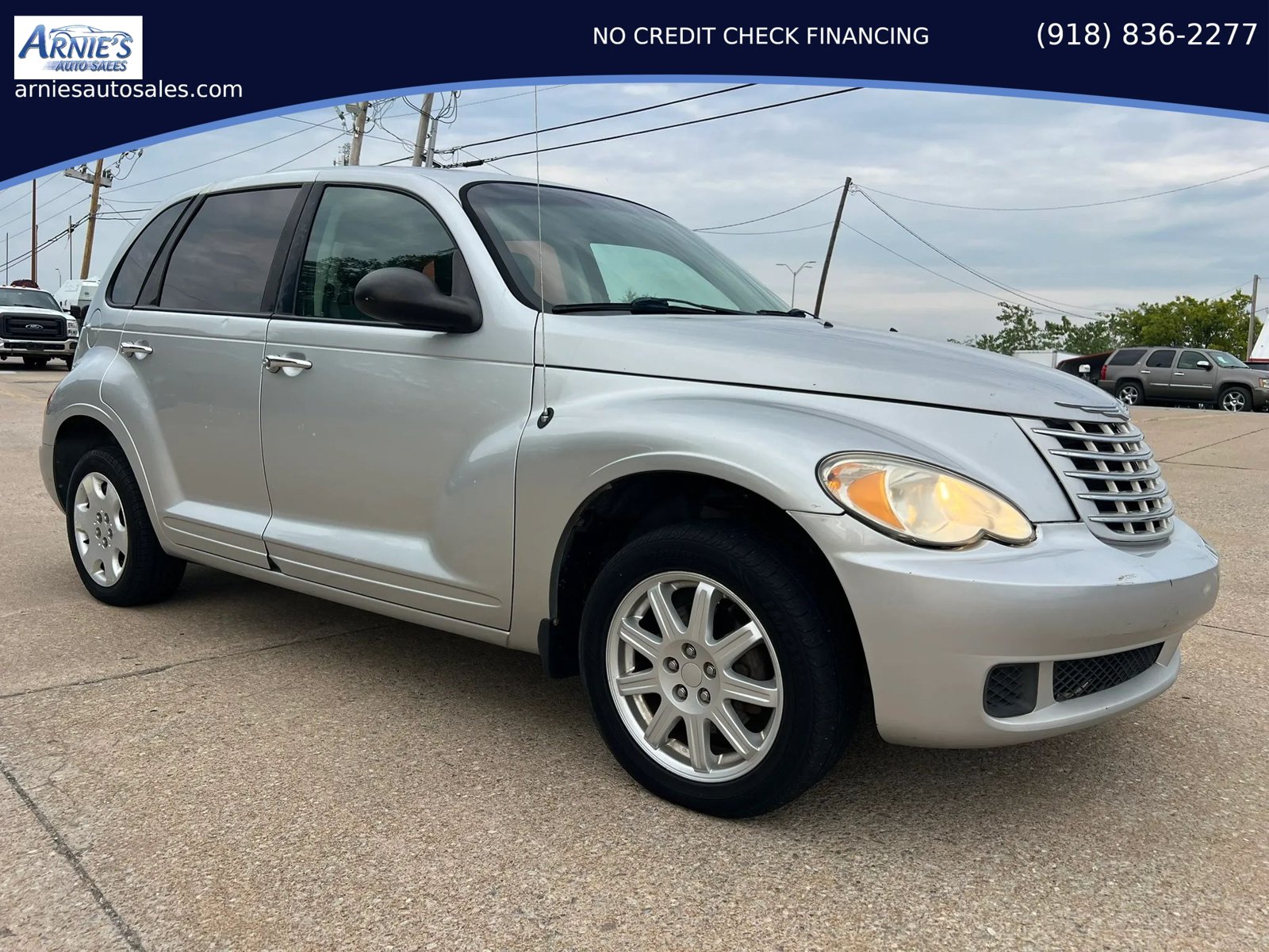 Used 2007 Chrysler PT Cruiser FWD image 2