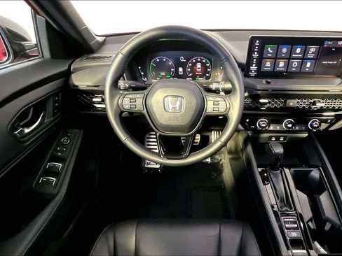 Used 2023 Honda Accord Sport image 6