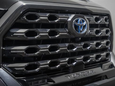 Used 2023 Toyota Tundra Platinum image 13