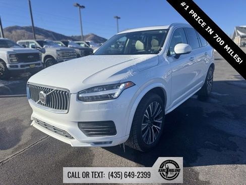 Used 2022 Volvo XC90 T6 Momentum w/ Advanced Package image 2